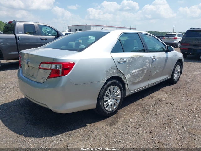 صورة 4 لـ 2012 Toyota CAMRY HYBRID LE