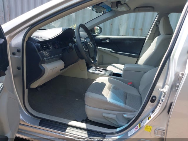 صورة 5 لـ 2012 Toyota CAMRY HYBRID LE