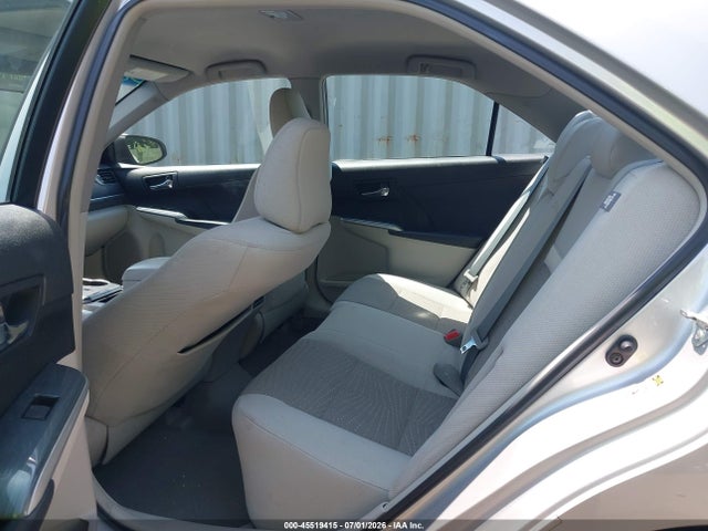 صورة 8 لـ 2012 Toyota CAMRY HYBRID LE