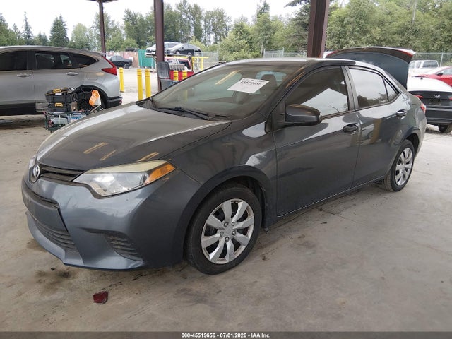 2014 Toyota COROLLA LE photo 2