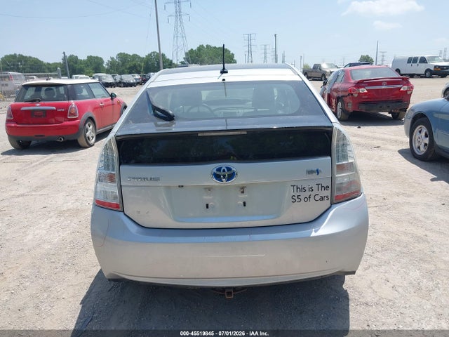 2011 Toyota PRIUS FOUR 缩略图 16