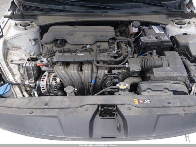 صورة 10 لـ 2021 Hyundai ELANTRA SE