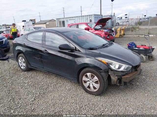2016 HYUNDAI ELANTRA SE