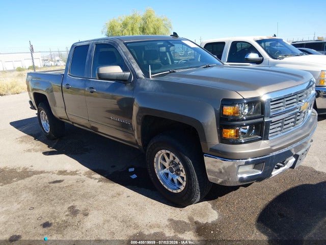 2015 Chevrolet SILVERADO 1500 LT 照片 1