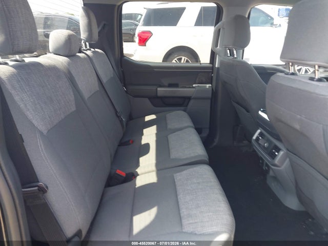 2023 FORD F-150 XLT 8