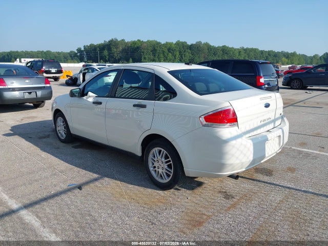 2010 FORD FOCUS SE 照片 3