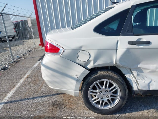 2010 FORD FOCUS SE 照片 6