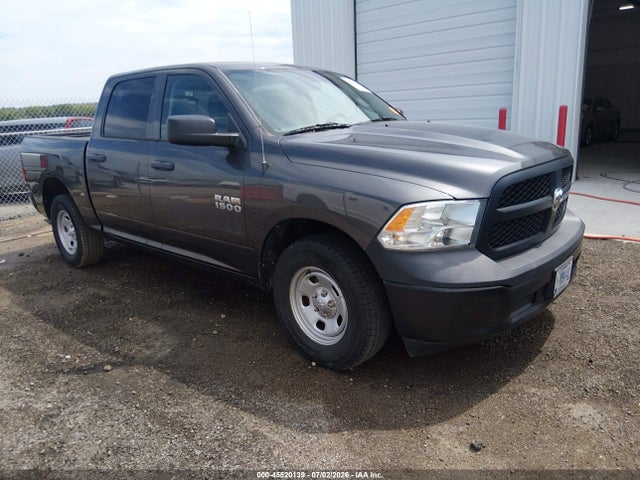 صورة 1 لـ 2017 RAM 1500 TRADESMAN 4X2 5'7 BOX