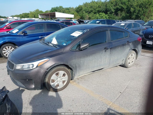 2017 KIA FORTE LX — фото 2