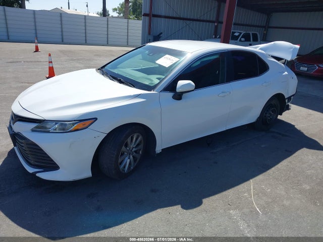 صورة 2 لـ 2018 Toyota CAMRY LE