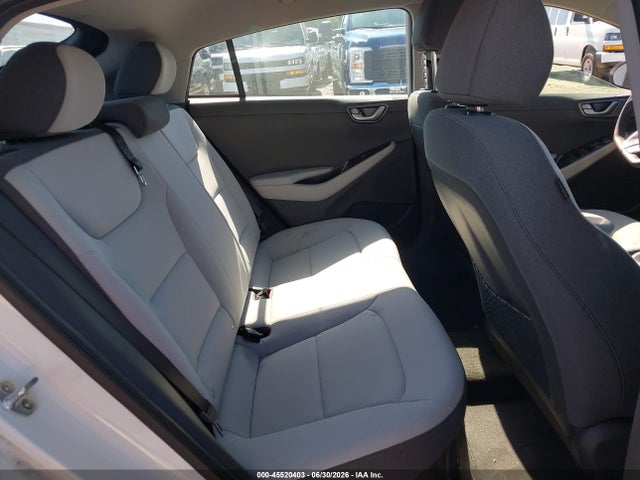 صورة 8 لـ 2021 Hyundai IONIQ HYBRID BLUE
