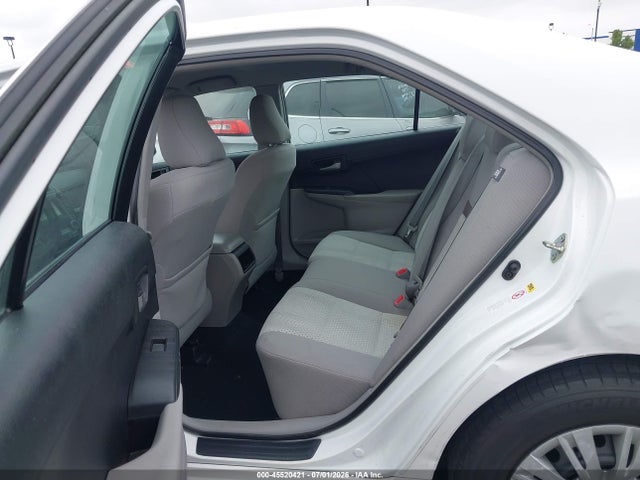 2014 Toyota CAMRY LE photo 8