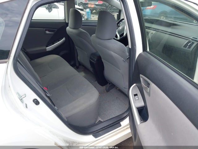 2012 Toyota PRIUS THREE photo 8