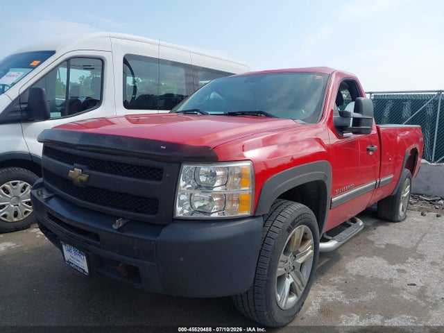 صورة 2 لـ 2012 Chevrolet SILVERADO 1500 WORK TRUCK