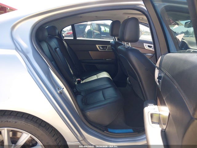 2013 Jaguar XF I4 T 照片 8