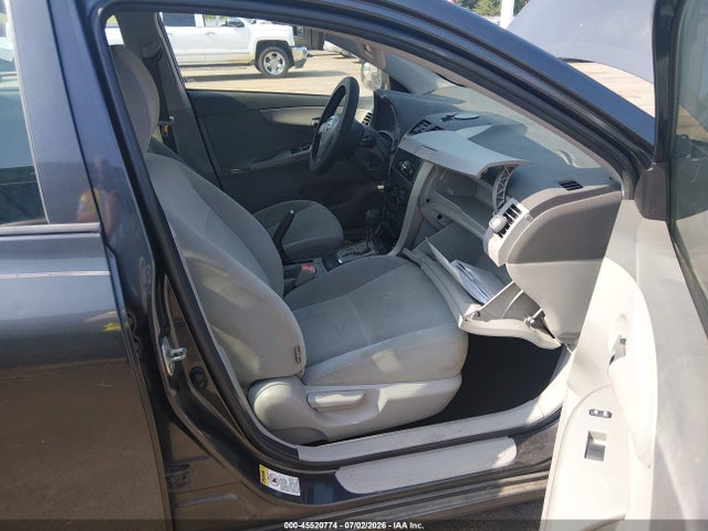 2010 Toyota COROLLA LE 照片 5