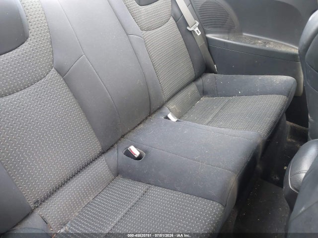 2011 Hyundai GENESIS 2.0T PREMIUM — фото 8