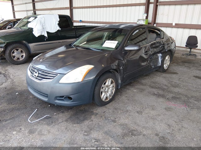 2010 Nissan ALTIMA 2.5 photo 2