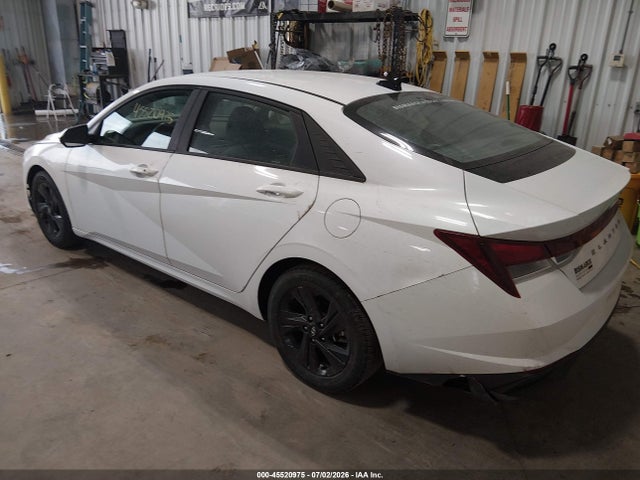 2021 Hyundai ELANTRA SEL 照片 3