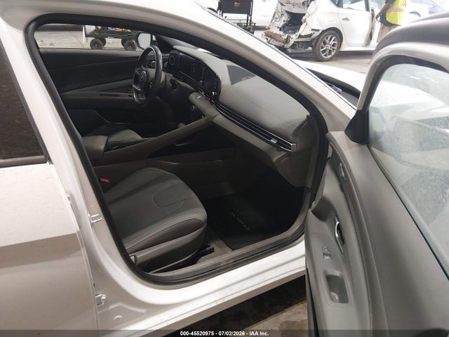 2021 Hyundai ELANTRA SEL 照片 5