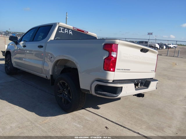 2026 Chevrolet SILVERADO 1500 photo 3
