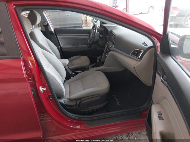 2017 Hyundai ELANTRA SE photo 5