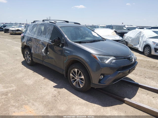2018 TOYOTA RAV4 XLE
