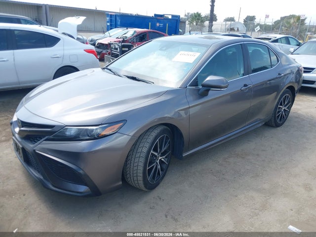 2022 Toyota CAMRY SE — фото 2