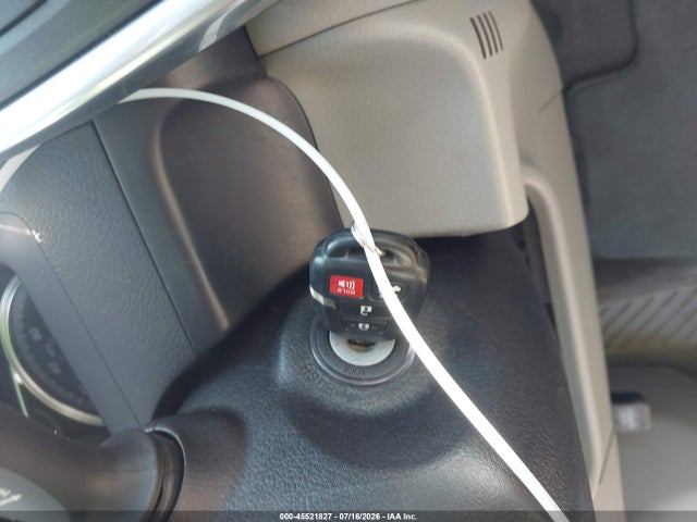 2016 Toyota CAMRY LE — миниатюра 11