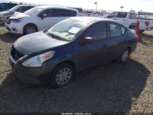 2015 Nissan VERSA 1.6 S+ 照片 2