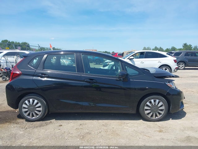 صورة مصغرة 14 لـ 2017 Honda FIT LX