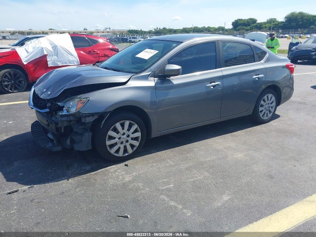 2016 Nissan SENTRA S 照片 2