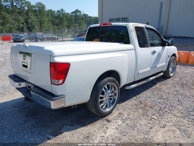 2004 Nissan TITAN LE 照片 4