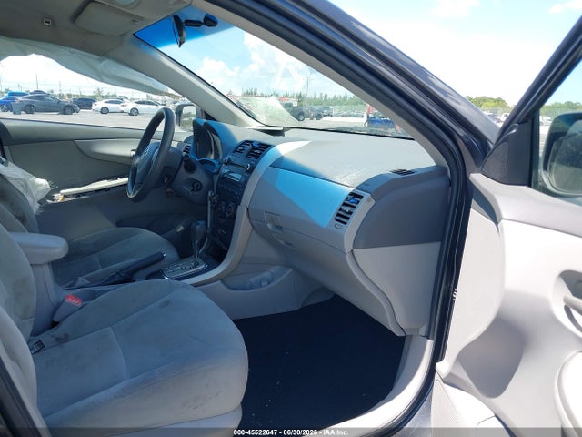 2010 Toyota COROLLA LE 照片 5