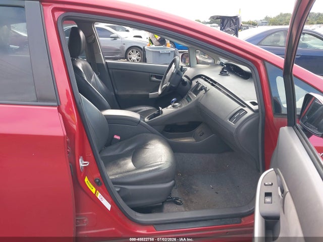 2010 Toyota PRIUS III photo 5