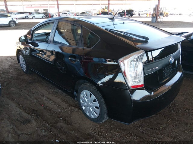 صورة 3 لـ 2011 Toyota PRIUS TWO