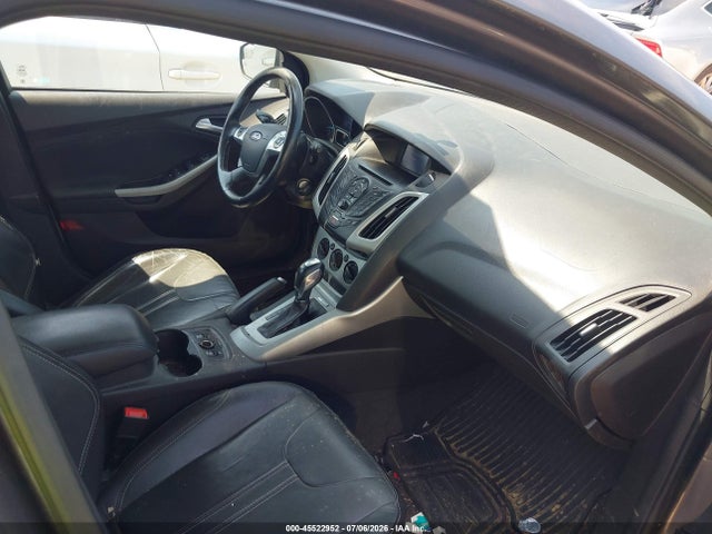2014 FORD FOCUS SE — миниатюра 5