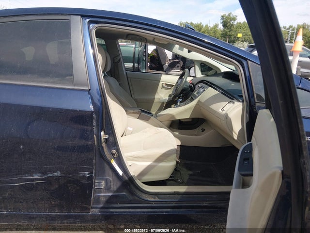 2013 Toyota PRIUS TWO — фото 5