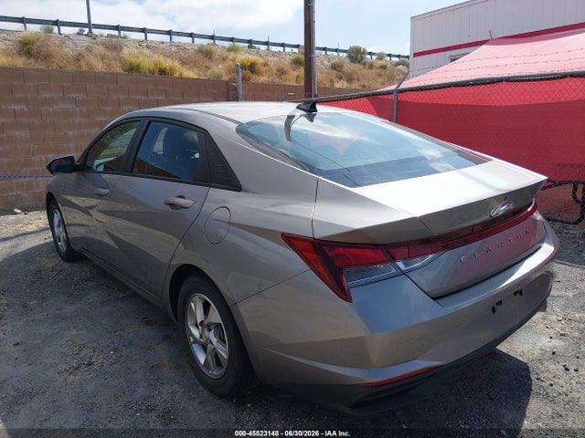 2023 Hyundai ELANTRA SE 照片 3