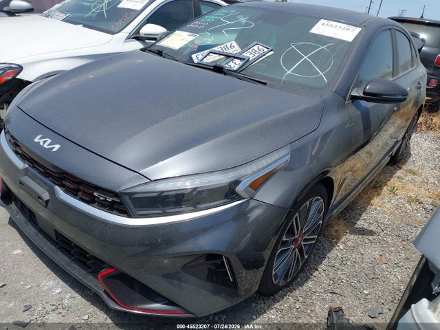 2022 KIA FORTE GT 照片 2
