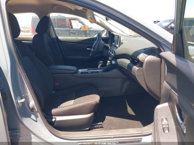 صورة 5 لـ 2025 Nissan SENTRA SV