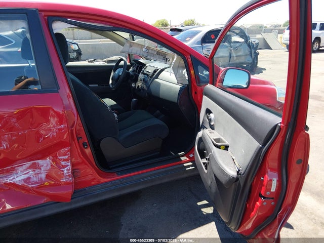 2012 Nissan VERSA 1.8 S — фото 5