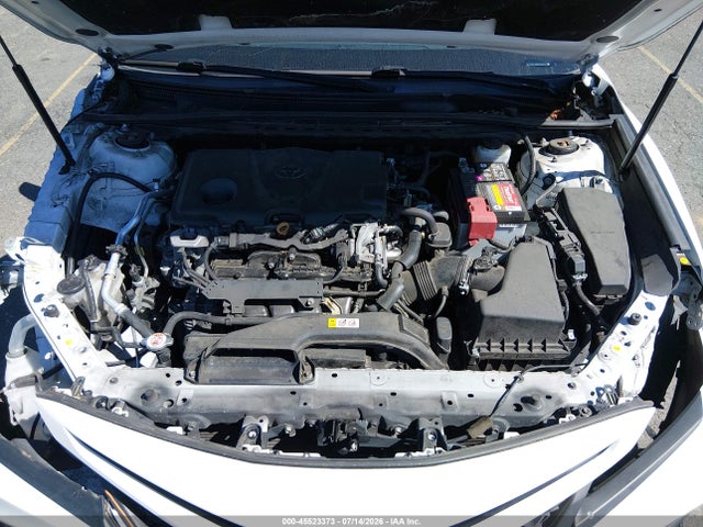 2019 TOYOTA CAMRY SE 10