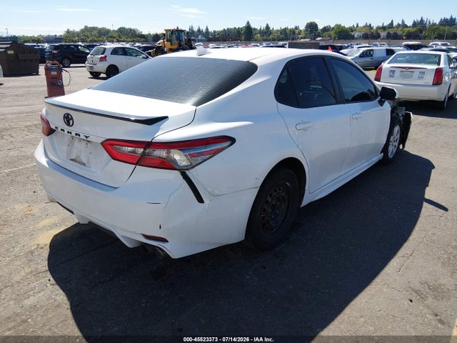 2019 TOYOTA CAMRY SE 4