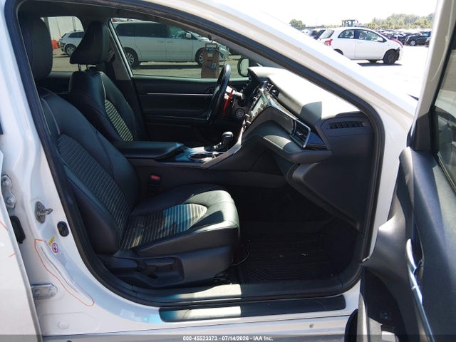 2019 TOYOTA CAMRY SE 5