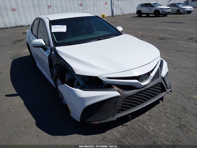 2019 TOYOTA CAMRY SE 6