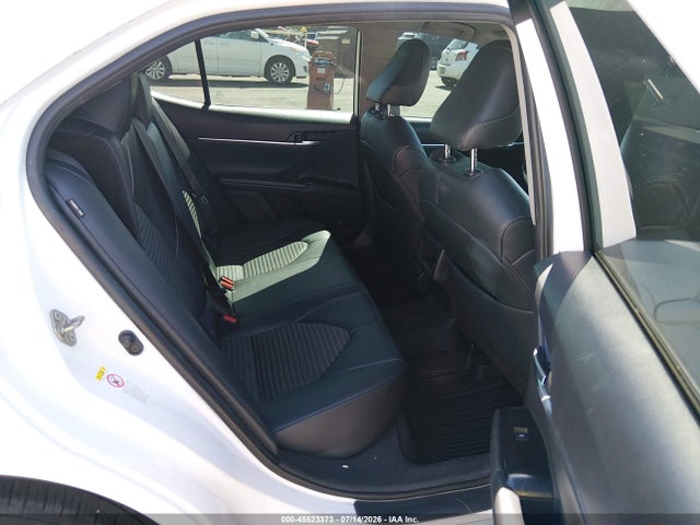 2019 TOYOTA CAMRY SE 8