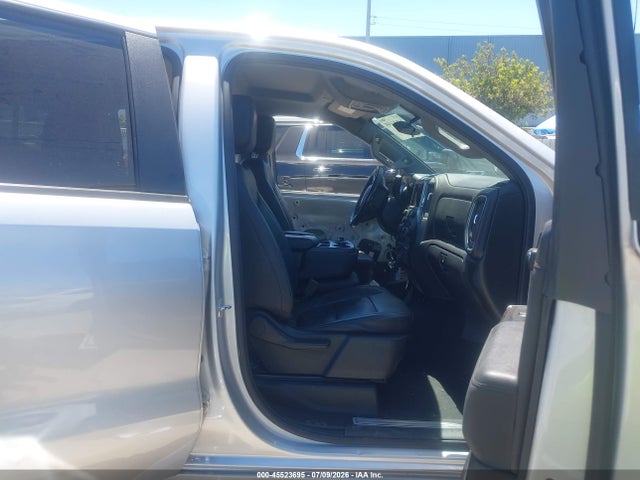 2020 Chevrolet SILVERADO 1500 4WD STANDARD BED LT — фото 5