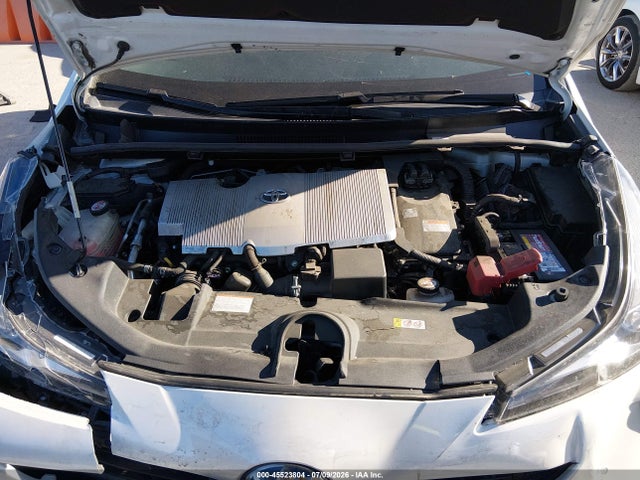 صورة 10 لـ 2019 Toyota PRIUS LE