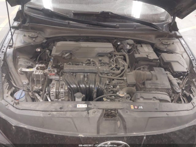 صورة 10 لـ 2023 Hyundai ELANTRA SEL